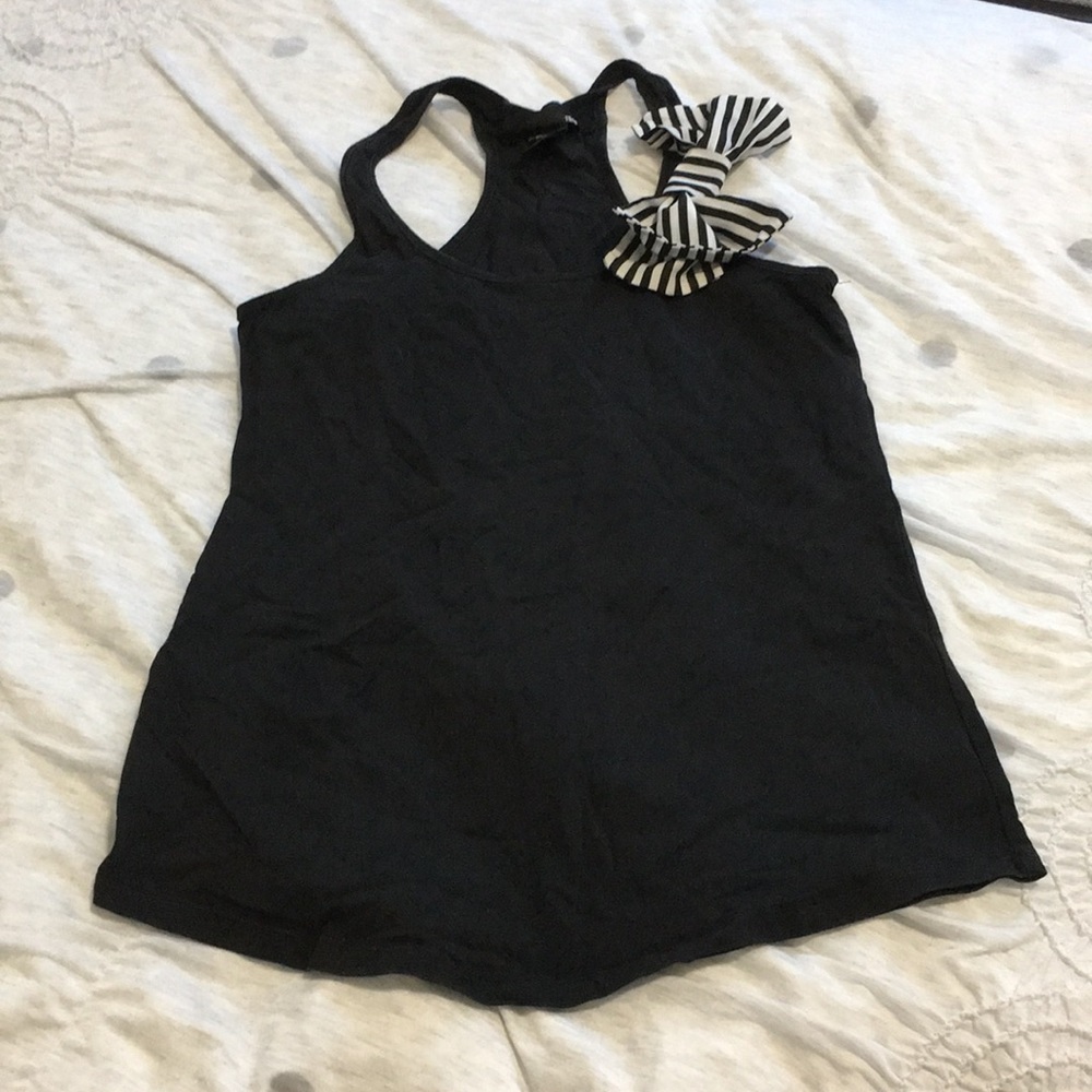 Black tank with bow